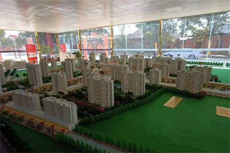 龙都花园2室2厅1卫88㎡，带车库28