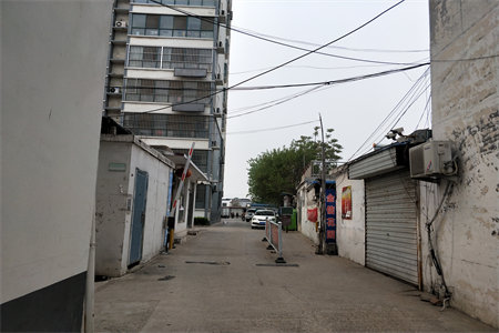 滨河御邸3室2厅1卫60万98m2精装修出售